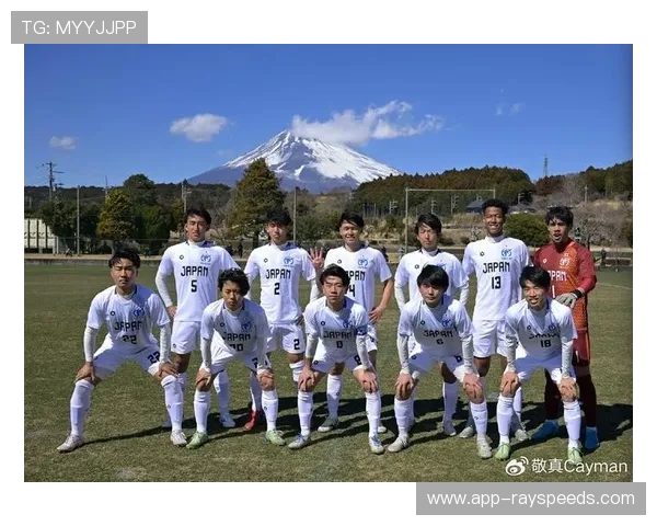 堂安律角球助攻：法兰克福进攻组织者